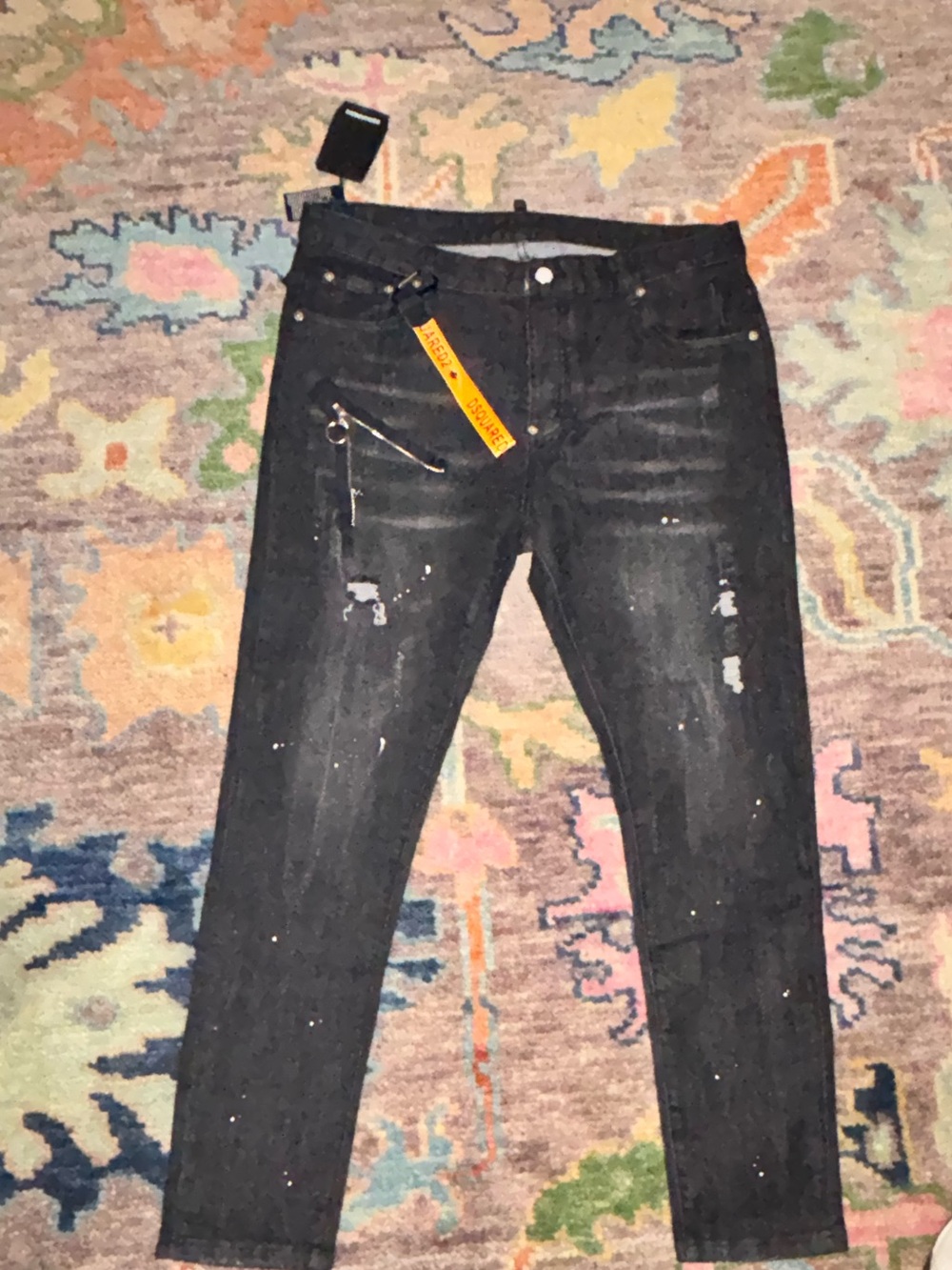 Black Distressed Men’s Jeans with Zip Pocket